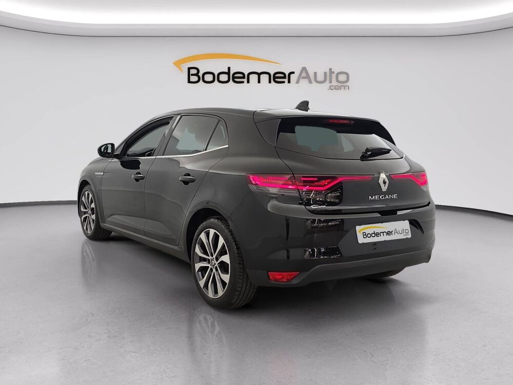 M&eacute;gane Megane IV Berline Blue dCi 115 2023 occasion 29200 Brest