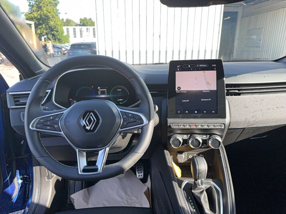 Clio E-Tech full hybrid 145 2023 occasion 29900 Concarneau
