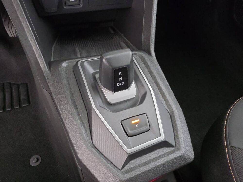 Jogger Hybrid 155 7 pl 2026 occasion 50200 Coutances