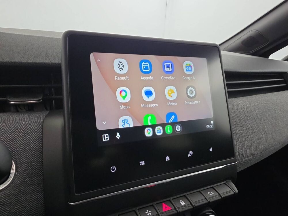 Clio E-Tech full hybrid 145 2023 occasion 29900 Concarneau