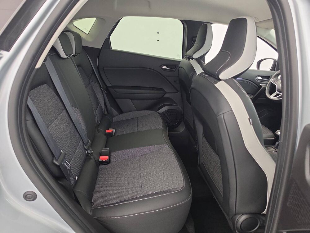 Captur mild hybrid 160 EDC 2023 occasion 29000 Quimper