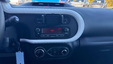 Twingo III E-Tech 2023 occasion 50000 Saint-L&ocirc;