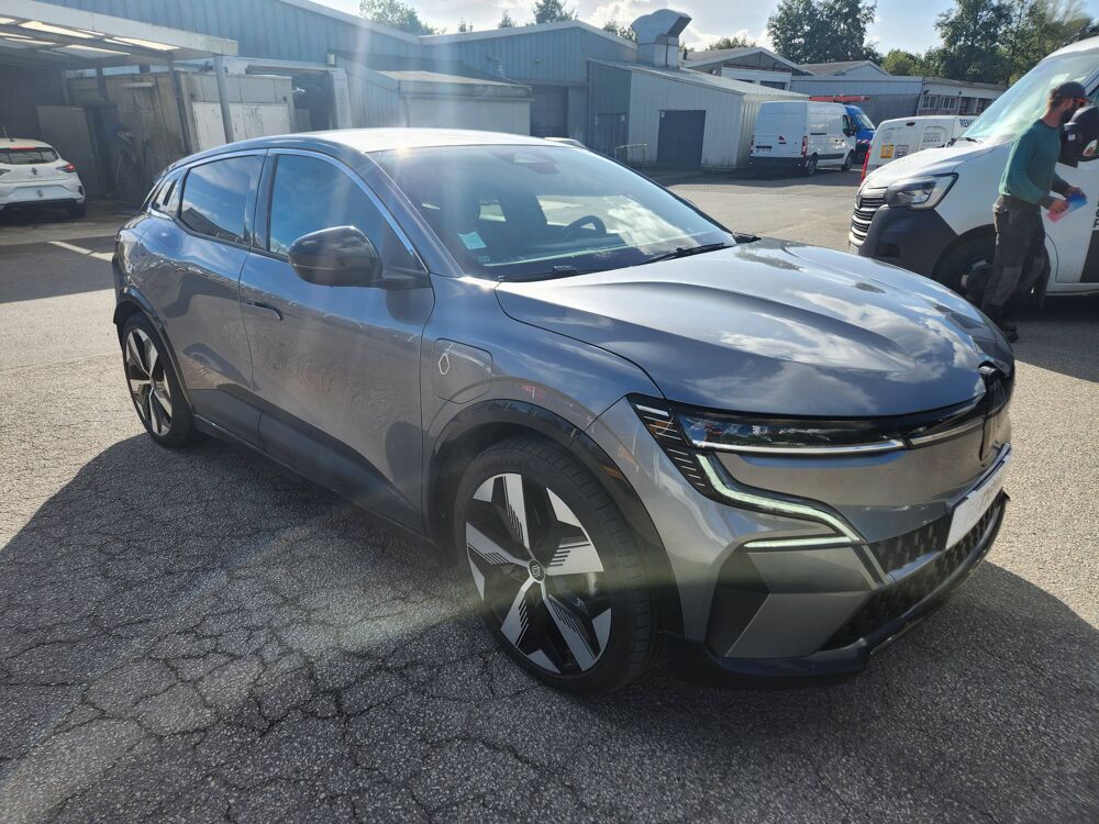M&eacute;gane Megane E-Tech EV60 220 ch super charge 2023 occasion 29600 Morlaix