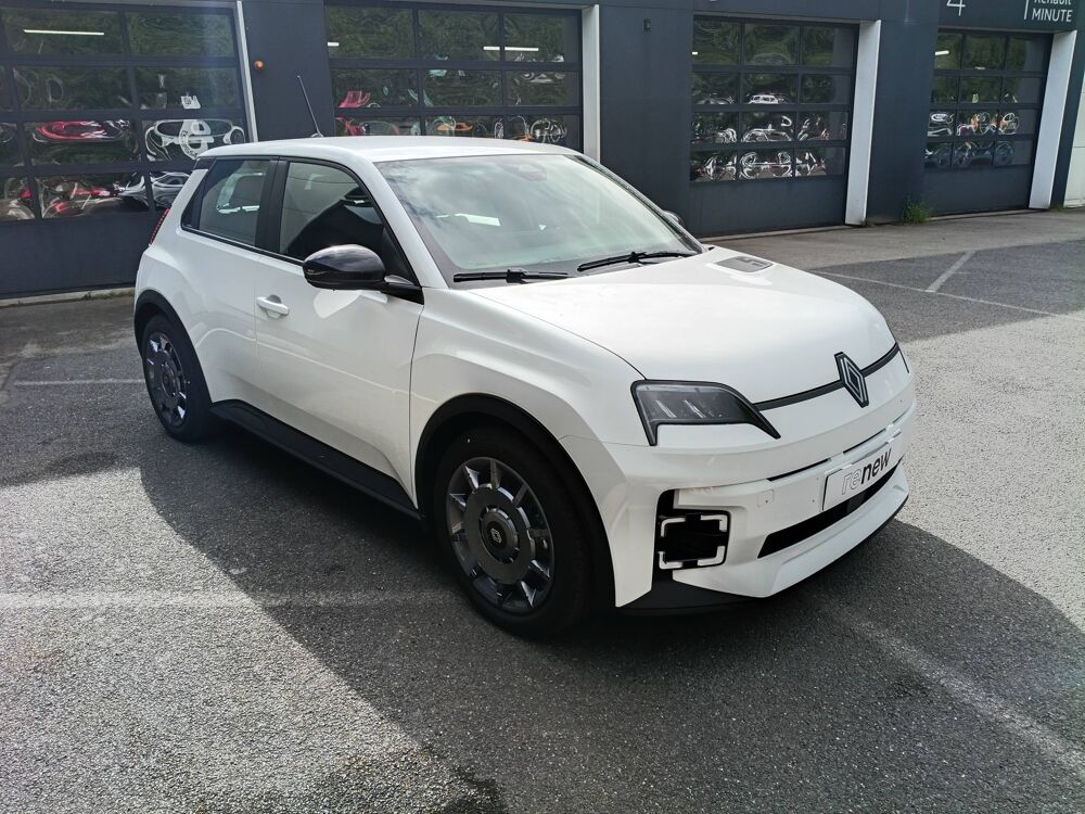 R5 Renault 5 E-Tech Electrique 150 ch autonomie confort 2026 occasion 29150 Ch&acirc;teaulin