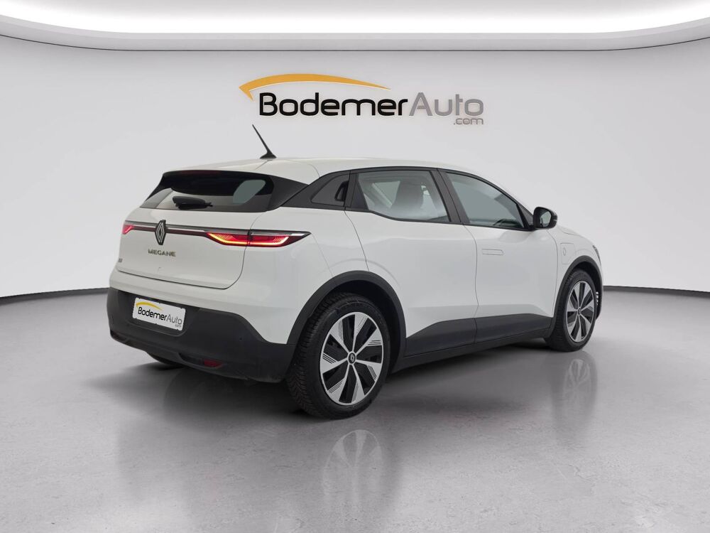 M&eacute;gane Megane E-Tech ER EV60 130ch super charge 2022 occasion 56000 Vannes