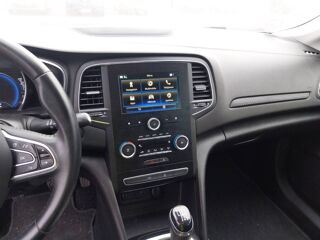 M&eacute;gane IV Berline TCe 140 Energy 2018 occasion 14200 H&eacute;rouville-Saint-Clair