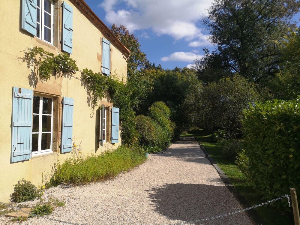Vente Propriété/Château A vendre, secteur d'Aignan, Gers: Une très belle occasion pour acheter un hameau avec 5 logements (maisons et gîtes), dépendance Aignan