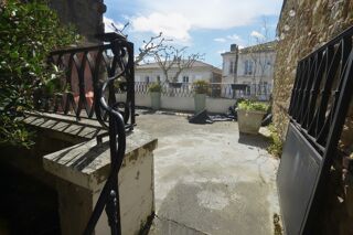  Maison à vendre 10 pièces 380 m²