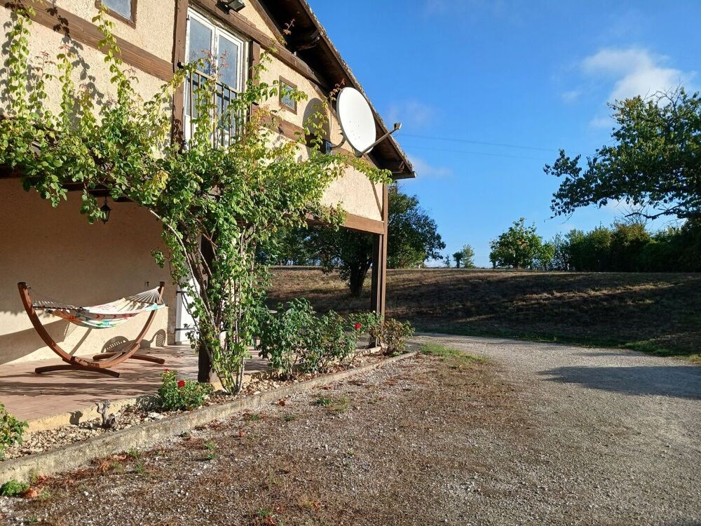 Vente Maison Superbe propriété spacieuse en pierre de 4/5 chambres, nécessitant des travaux de rénovation, proche de Condom avec grand jardin Condom