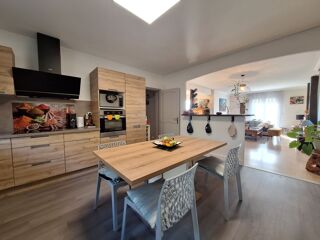  Maison à vendre 9 pièces 225 m²