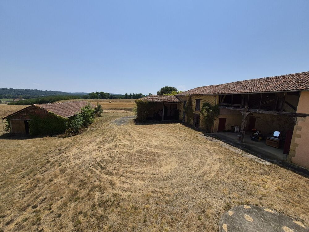 Vente Maison À vendre, proche Trie-sur-Baïse (Hautes-Pyrénées): maison gasconne avec grange, terrasse, porcherie, hangar, mare et terrain de Cuelas