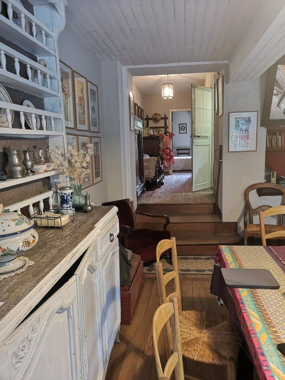 Prix en baisse! A vendre, maison de village dans le Gers : Spacieuse propriété, 3 chambres avec jardin, à quelques pas de toutes