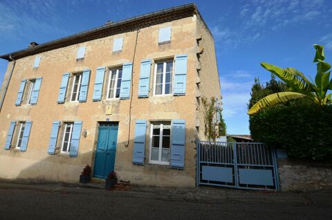   A vendre, Gers : Ancien presbyt�re enti�rement r�nov� au coeur d'une belle bastide historique, 5 chambres, d�pendances et deux j Maison - 7 pi�ce(s) - 210 m�