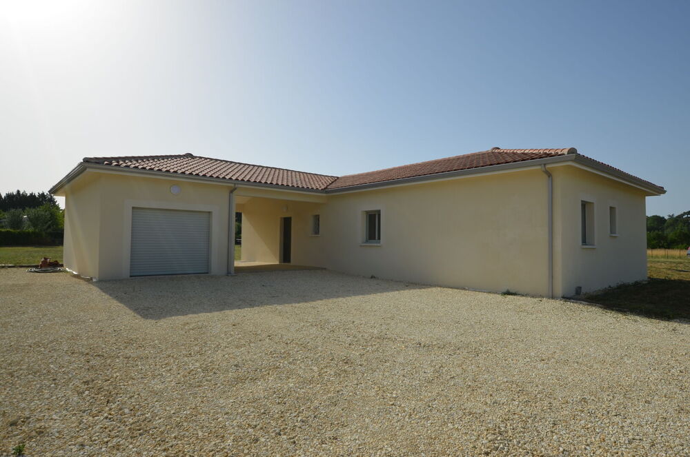 Vente Maison A vendre, Gers, secteur de Condom : Maison de plain-pied neuve, très économe, 4 chambres, garage et jardin de 2 851m². Proche de Maignaut-tauzia