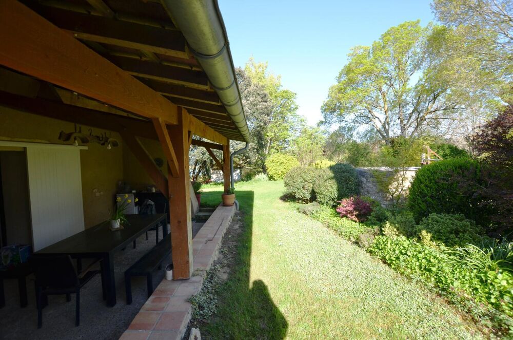 A vendre, proche Jégun, Gers: Jolie maison en pierre en très bon état, à la campagne au calme, 3 chambres, grand jardin et dépen