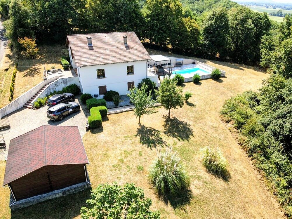 Maison 6 pièces 154 m² · à Troncens · 154 m² · 260 000 €