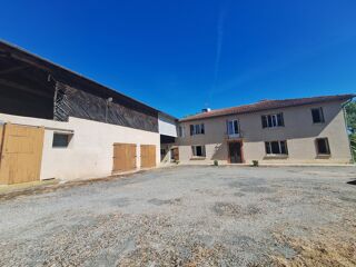 Maison 2 pièces 320 m² · à Thermes-Magnoac · 320 m² · 349 500 €