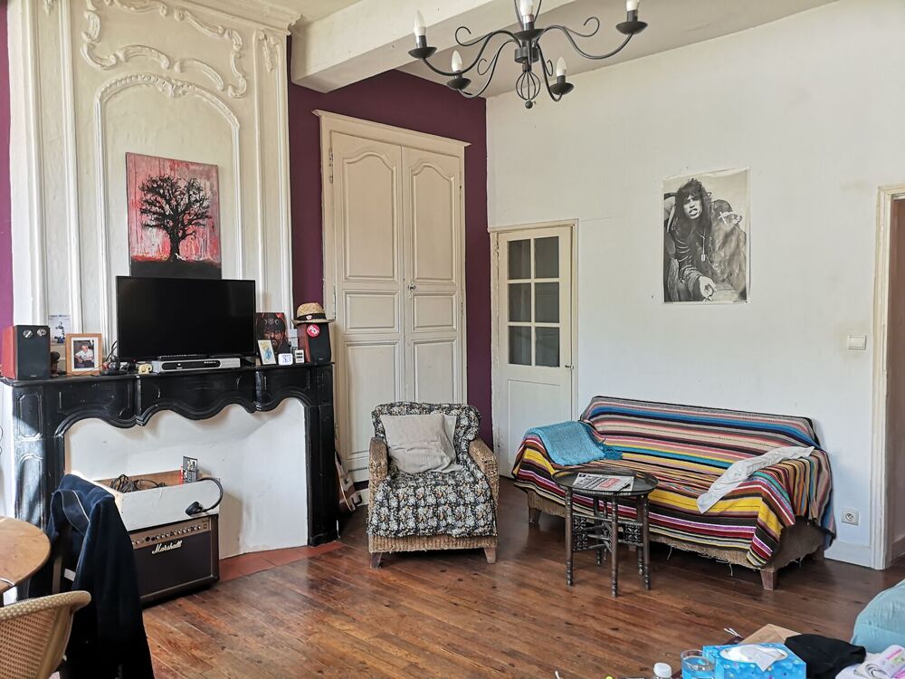 À vendre, Vic-Fezensac, Gers: maison de ville lumineuse avec 3 chambres, grand garage/atelier et grange une rue tranquille à se