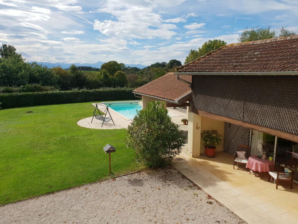 Vente Maison À vendre, proche Trie-sur-Baïse (Hautes-Pyrénées): Maison avec 3 chambres; jardin clos de 1 313 m² avec terrasse d'été et piscin Duffort