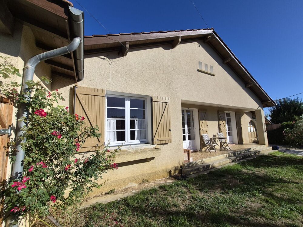 Vente Maison À vendre, Castelnau-Magnoac (Hautes-Pyrénées) : maison de plain-pied, 3 chambres, garage et jardin de 998m², emplacement au calm Castelnau magnoac