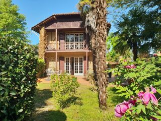  Maison à vendre 6 pièces 195 m²