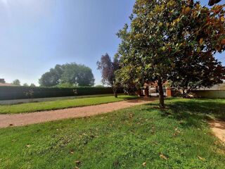  Maison  vendre 7 pices 320 m