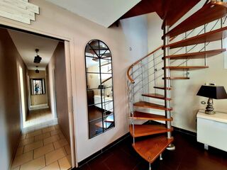  Maison � vendre 2 pi�ces 250 m�