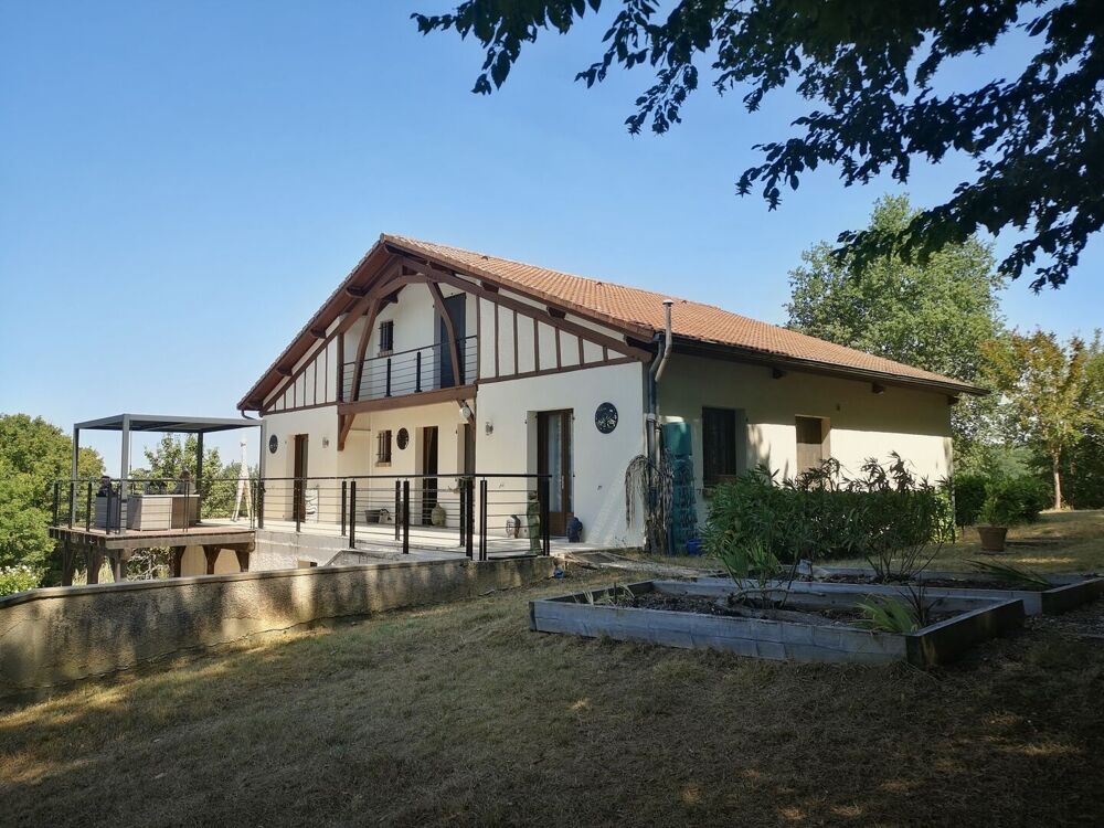 Vente Maison À vendre dans le Gers, secteur de Marciac : maison avec vue imprenable, 4 chambres, superbe piscine, terrasses, garage et possib Troncens