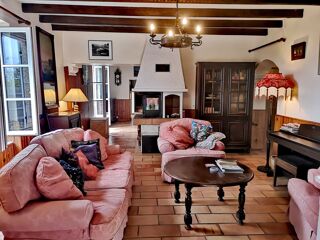  Maison à vendre 8 pièces 166 m²