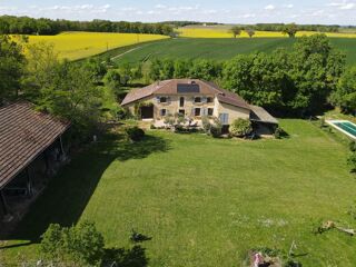  Maison � vendre 6 pi�ces 230 m�