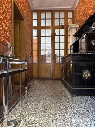  Maison  vendre 15 + pices 265 m