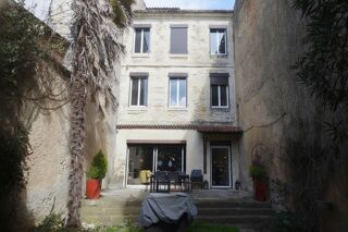  Maison à vendre 10 pièces 380 m²
