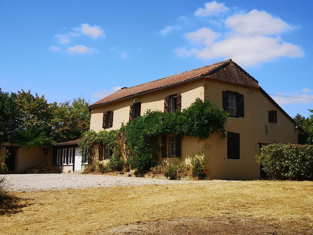 Vente Maison À vendre en exclusivité près de Marciac, Gers : superbe maison gasconne de 4 chambres, offrant une vue magnifique et située au c Troncens