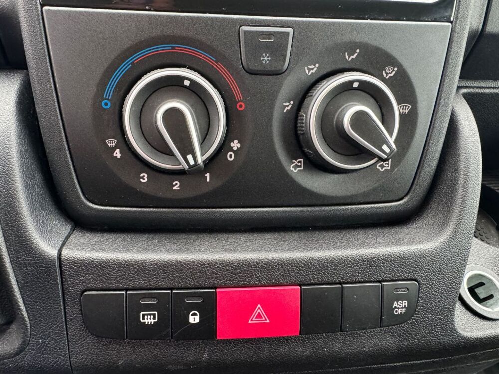 Boxer 3.0 T L2H2 BLUEHDI 120 2023 occasion 69780 Mions