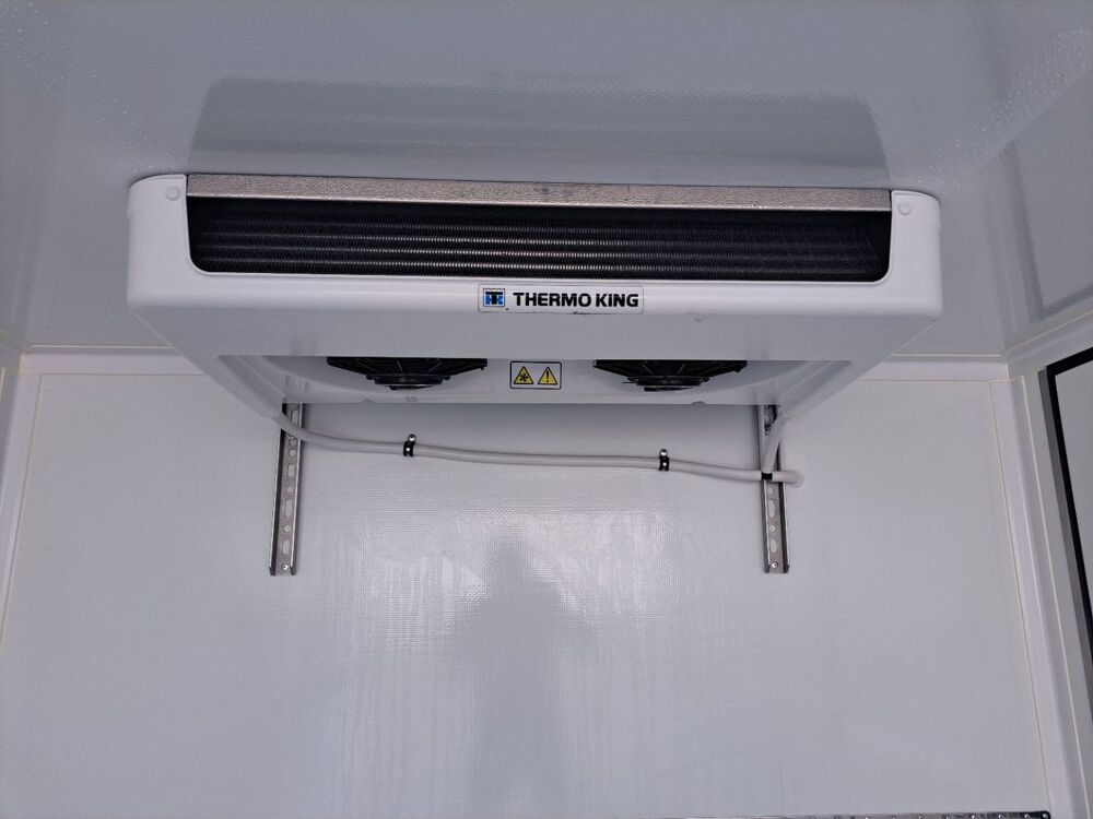 Daily 35C18 180CV 3L CAISSE HAYON 14.8M3 2026 occasion 69780 Mions