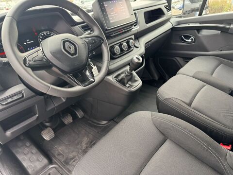Trafic L2H1 2.0 BLUE DCI 130 GRAND CONFORT 3PL 2023 occasion 38150 Chanas