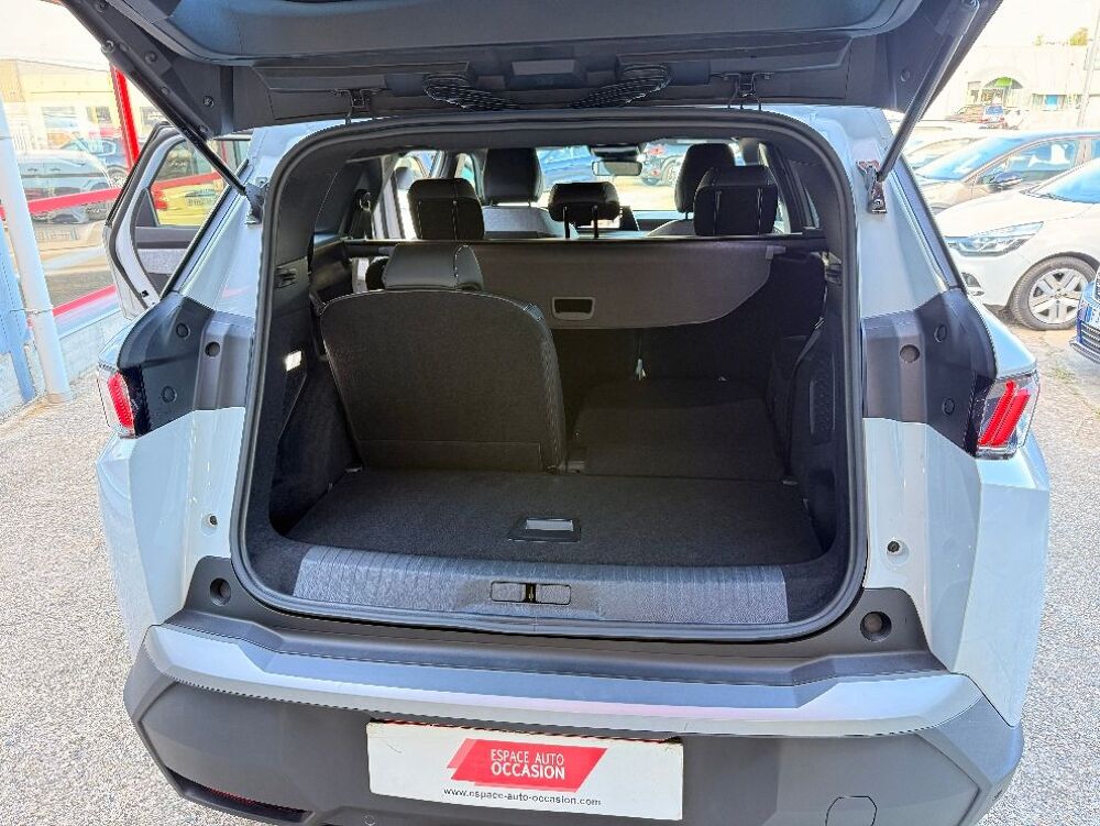5008 HYBRID 145 CH e-DCS7 ALLURE 2025 occasion 07430 Dav&eacute;zieux