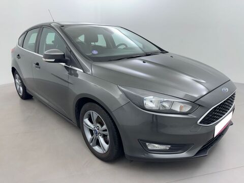 Annonce voiture Ford Focus 9990 �
