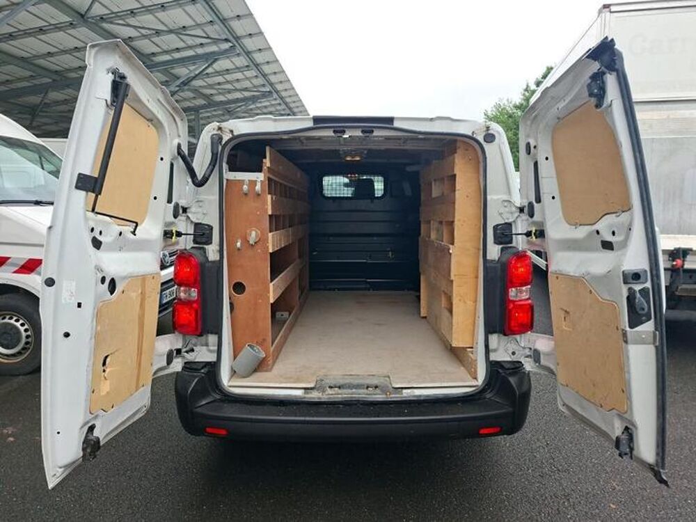 Proace Long 2.0L 120 D-4D Business BVM6 2022 occasion 38150 Chanas