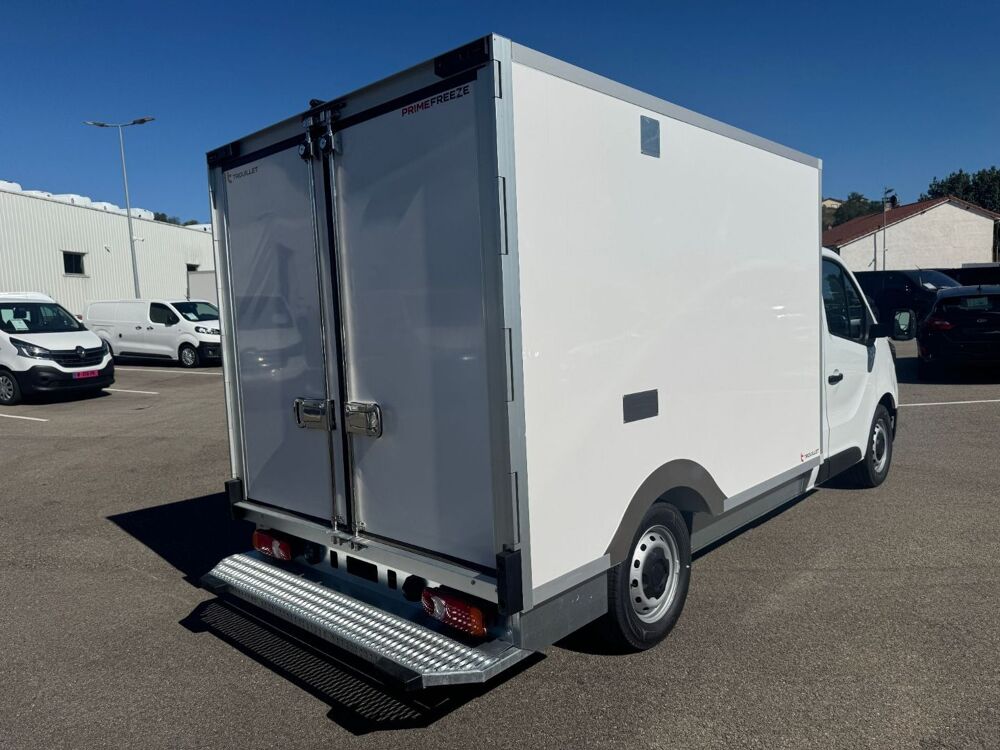Trafic 150CV PLANCHER CABINE 8.4M3 2026 occasion 69780 Mions