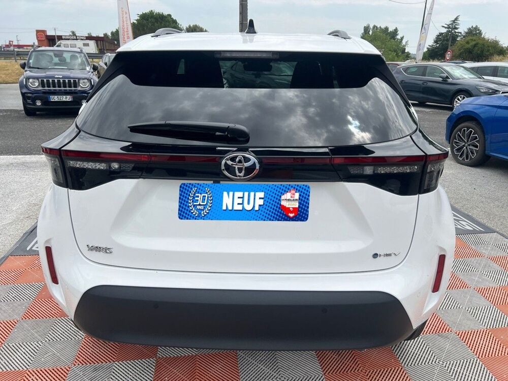Yaris Cross 1.5 HYBRIDE 130 2WD DESIGN BUSINESS 2026 occasion 81380 Lescure-d'Albigeois