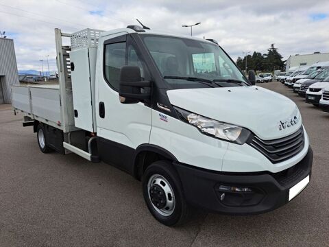 Iveco Daily 35C18A8 PLATEAU 2023 occasion Chanas 38150