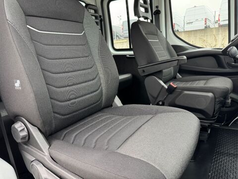 Daily 35C16 160CV 3L 6 PLACES DOUBLE CABINE 2026 occasion 69780 Mions