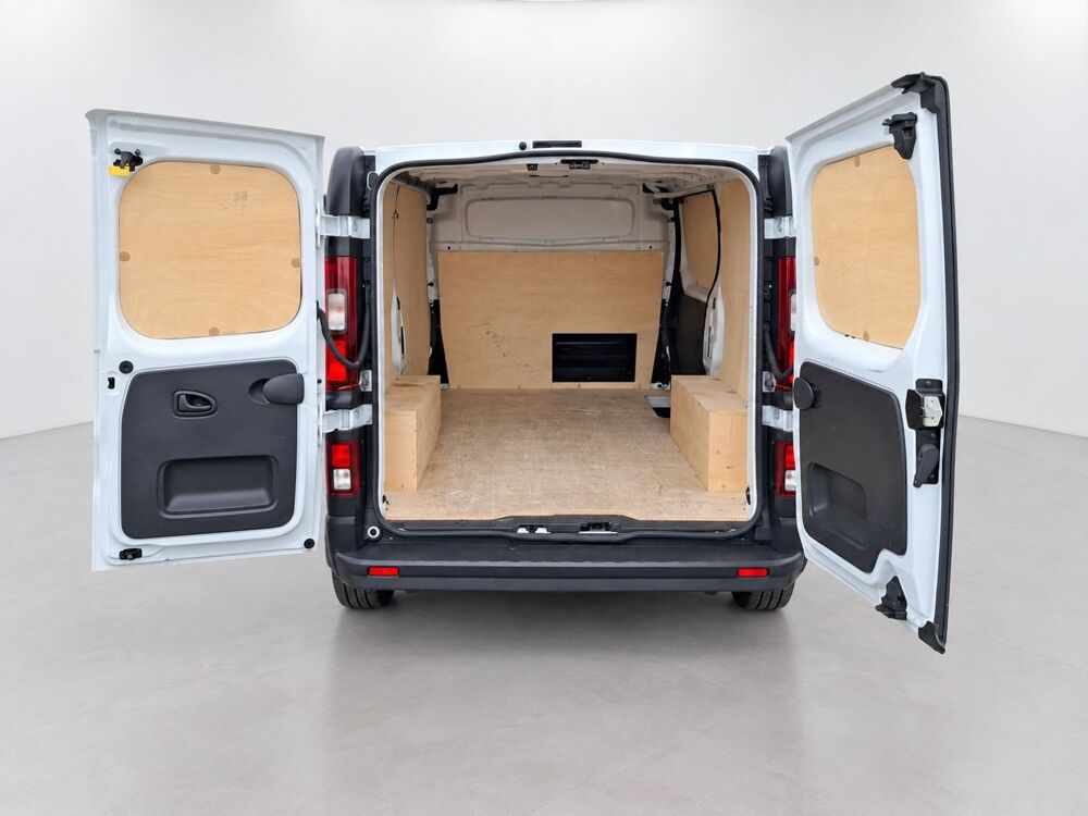 Trafic L1H1 2800 KG 2.0 BLUE DCI 130 CONFORT 2023 occasion 38150 Chanas