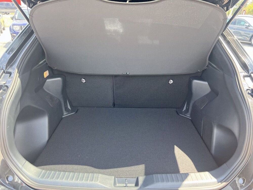 Yaris Cross 1.5 HYBRIDE 130 2WD DESIGN BUSINESS 2026 occasion 81380 Lescure-d'Albigeois