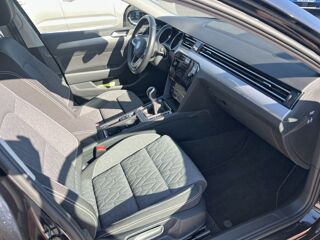 Passat VIII 2.0 TDI 150 BV6 BUSINESS GPS Attelage Cam&Atilde;&copy;ra 2023 occasion 81380 Lescure-d'Albigeois