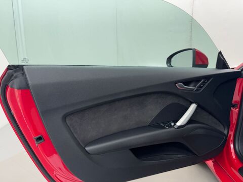 TT 1.8 TFSI 180 S line 2015 occasion 38150 Chanas