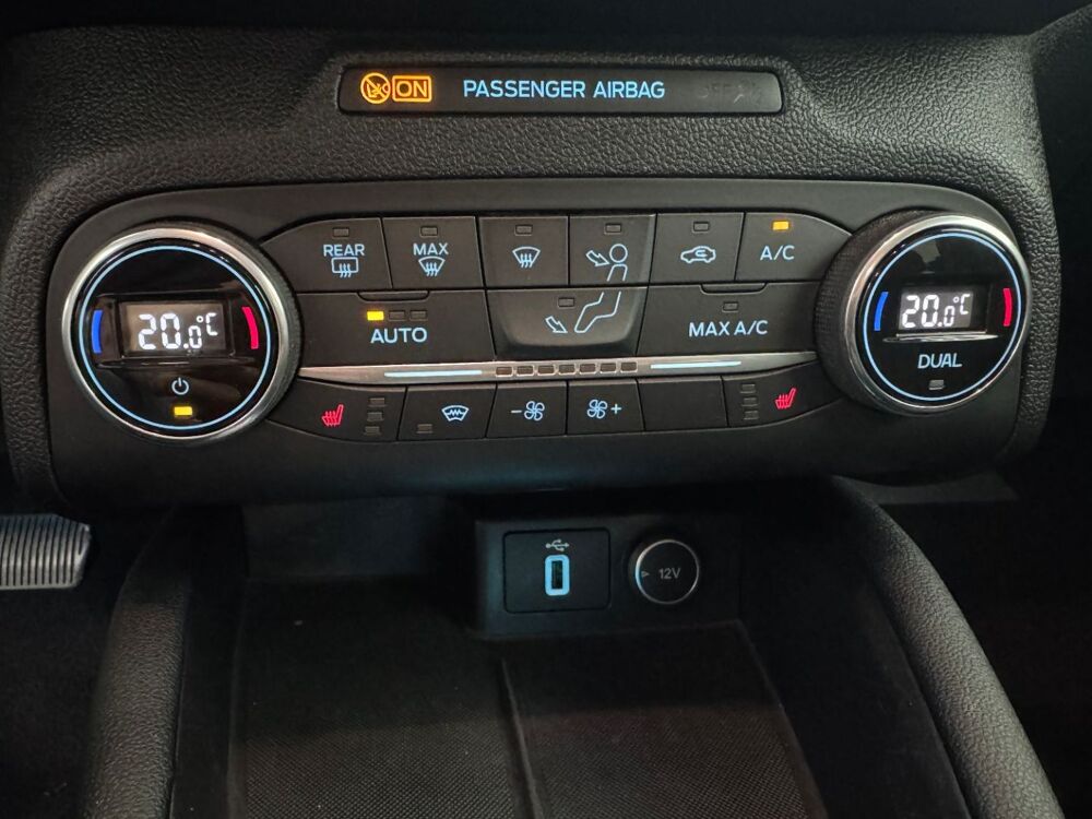 Focus 1.0 EcoBoost 125 Titanium BVA8 2019 occasion 38150 Chanas