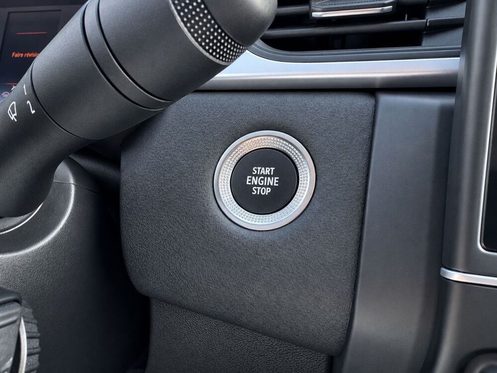 Captur 1.3 TCe 140 EDC Business 2PL 2 places 2022 occasion 38150 Chanas