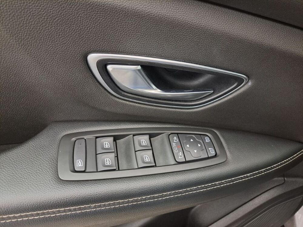 Grand scenic IV 1.5 dCi 110 EDC 7 places 2018 occasion 07430 Saint-Cyr